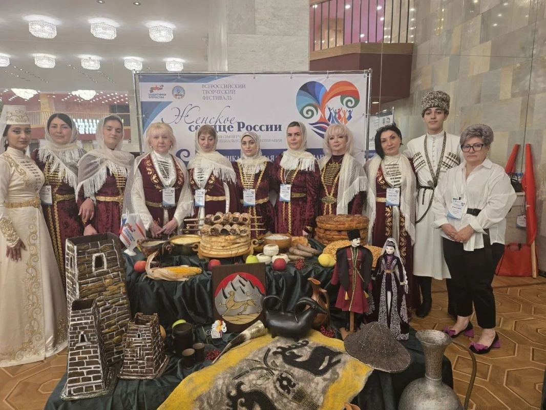 Делегация Северной Осетии принимает участие во Всероссийском фестивале «Женское сердце России» в Майкопе Делегация Северной Осетии принимает участие во Всероссийском фестивале «Женское сердце России» в Майкопе