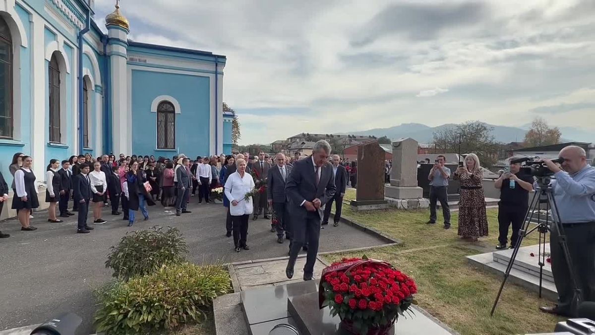Сергей Меняйло: 167 лет со дня рождения нашего великого Коста Хетагурова