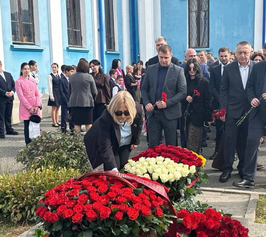 День рождения Коста Хетагурова - особая дата в календаре памятных День рождения Коста Хетагурова - особая дата в календаре памятных