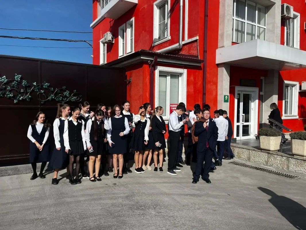 Профориентация на практике: знакомство с производством «Бавария»! Профориентация на практике: знакомство с производством «Бавария»!