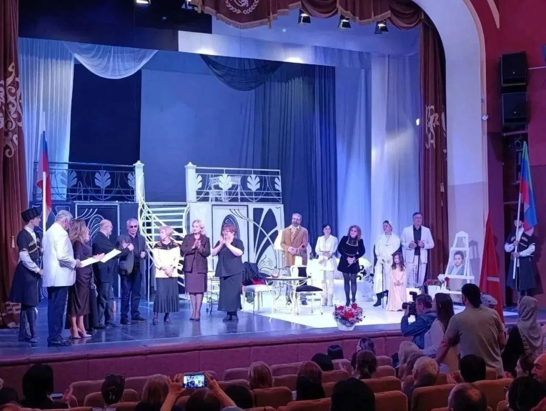 Русский театр принял участие в IX Всероссийском театральном фестивале в Махачкале Русский театр принял участие в IX Всероссийском театральном фестивале в Махачкале