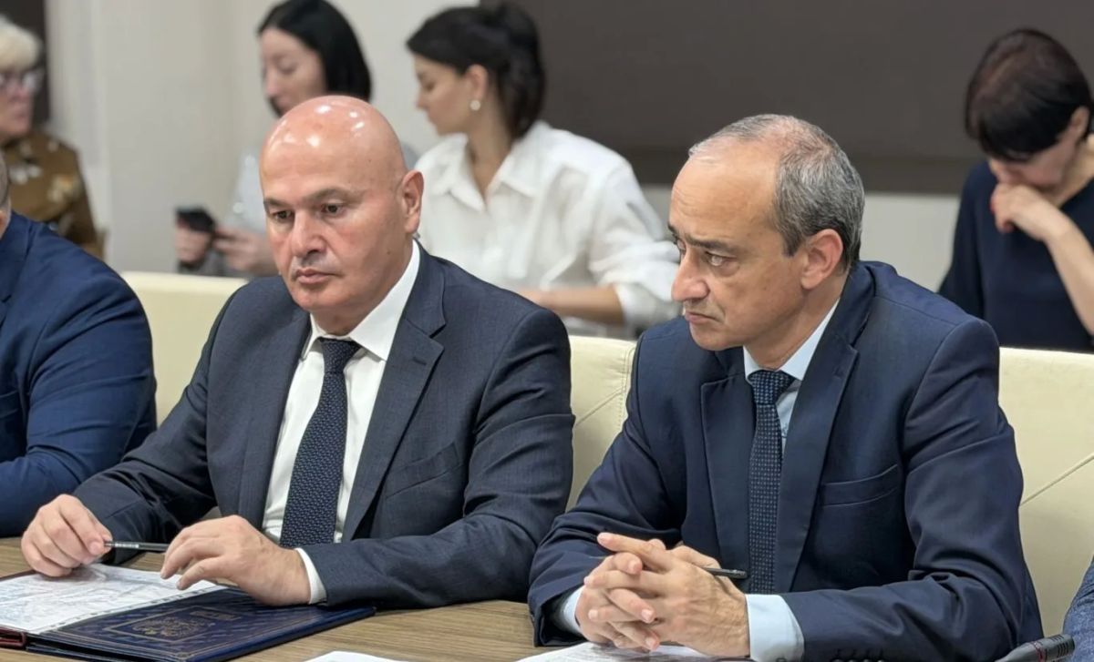 На заседании Правительства Северной Осетии под руководством премьер-министра Бориса Джанаева принят ряд решений, направленных на социально-экономическое развитие субъекта и повышение качества жизни граждан На заседании Правительства Северной Осетии под руководством премьер-министра Бориса Джанаева принят ряд решений, направленных на социально-экономическое развитие субъекта и повышение качества жизни граждан