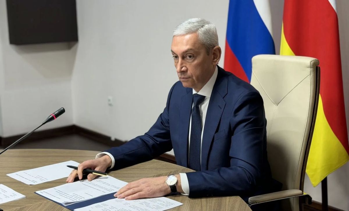 На заседании Правительства Северной Осетии под руководством премьер-министра Бориса Джанаева принят ряд решений, направленных на социально-экономическое развитие субъекта и повышение качества жизни граждан На заседании Правительства Северной Осетии под руководством премьер-министра Бориса Джанаева принят ряд решений, направленных на социально-экономическое развитие субъекта и повышение качества жизни граждан