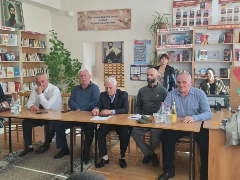 Ветераны Пригородного ОВД Северной Осетии и участник СВО провели для школьников Северной Осетии урок патриотизма и правовой грамотности Ветераны Пригородного ОВД Северной Осетии и участник СВО провели для школьников Северной Осетии урок патриотизма и правовой грамотности