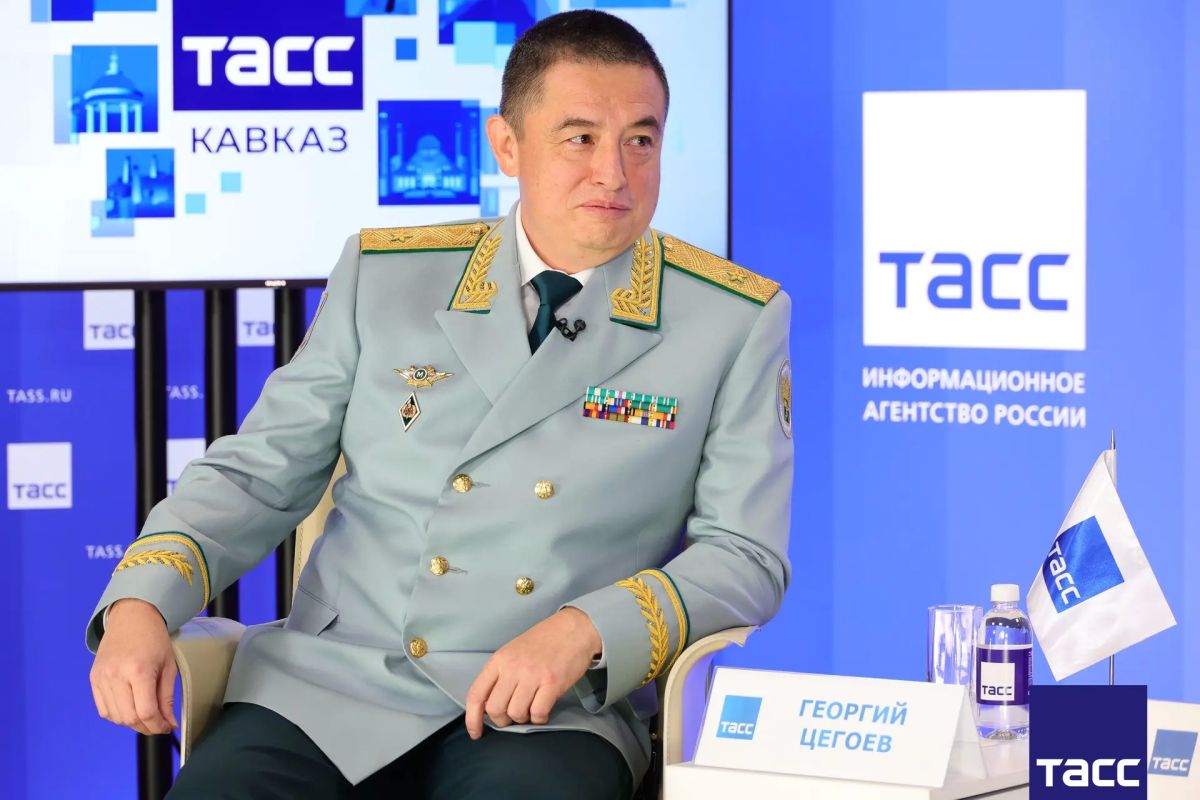 Главное из заявлений, а также фоторепортаж с видеоинтервью начальника Северо-Осетинской таможни — генерал-майора таможенной службы Георгия Цегоева Региональному информационному центру "ТАСС Кавказ" в Пятигорске: Главное из заявлений, а также фоторепортаж с видеоинтервью начальника Северо-Осетинской таможни — генерал-майора таможенной службы Георгия Цегоева Региональному информационному центру "ТАСС Кавказ" в Пятигорске: