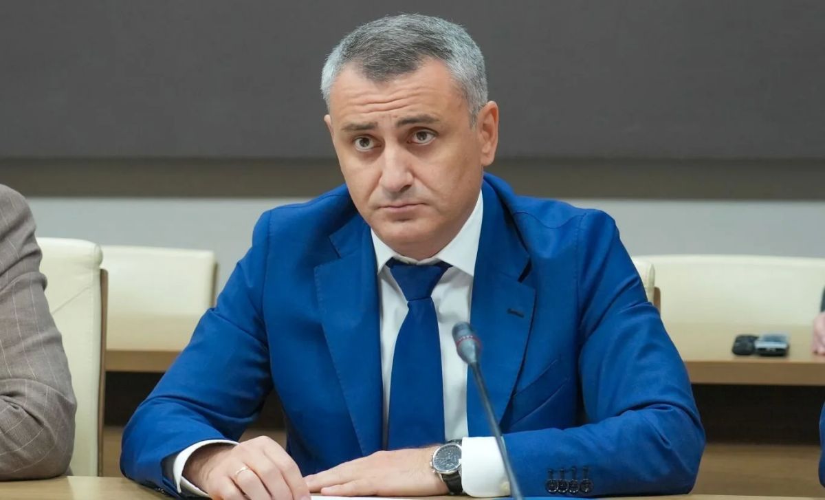 Председатель Правительства РСО – Алания Борис Джанаев провел совещание по вопросам прохождения отопительного периода 2026-2027 года в республике Председатель Правительства РСО – Алания Борис Джанаев провел совещание по вопросам прохождения отопительного периода 2026-2027 года в республике