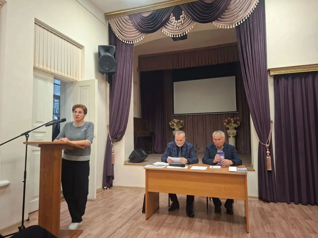 29 октября 2026 года в Республиканском доме дружбы народов Республики Северная Осетия – Алания прошёл организационно-методический сбор по вопросам реализации «Комплексного плана противодействия идеологии терроризма в... 29 октября 2026 года в Республиканском доме дружбы народов Республики Северная Осетия – Алания прошёл организационно-методический сбор по вопросам реализации «Комплексного плана противодействия идеологии терроризма в...