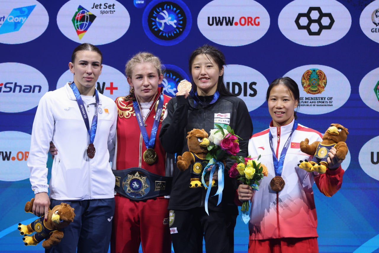 Алина Касабиева — седьмая чемпионка мира по женской борьбе в истории советского и российского спорта