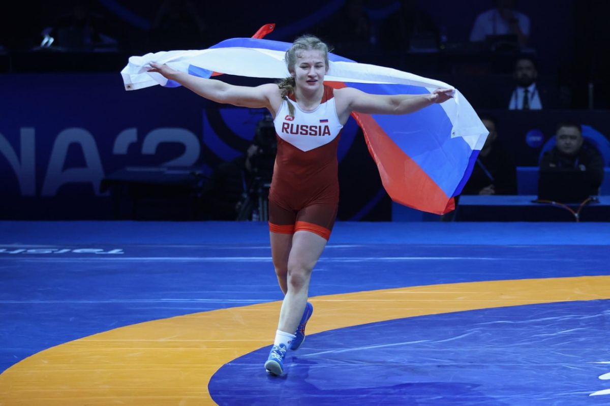 Алина Касабиева — седьмая чемпионка мира по женской борьбе в истории советского и российского спорта Алина Касабиева — седьмая чемпионка мира по женской борьбе в истории советского и российского спорта