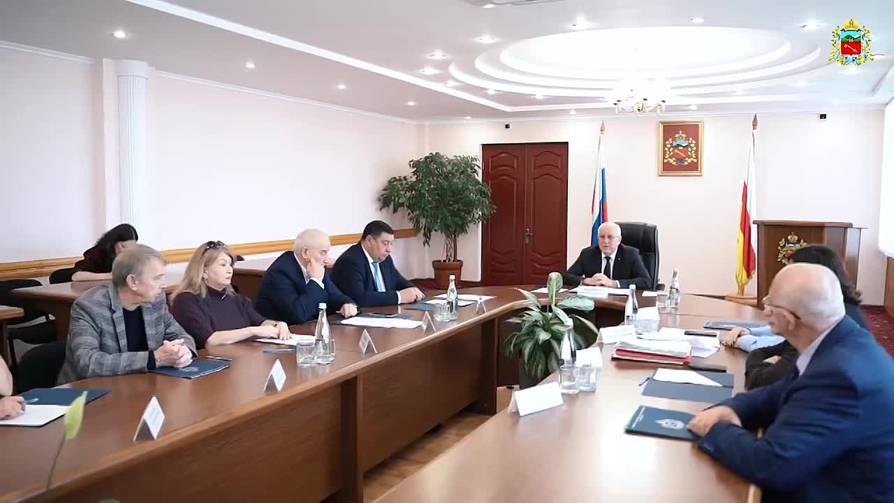 Под председательством Вячеслава Мильдзихова состоялось заседание комиссии по присвоению звания «Почетный гражданин города Владикавказа»