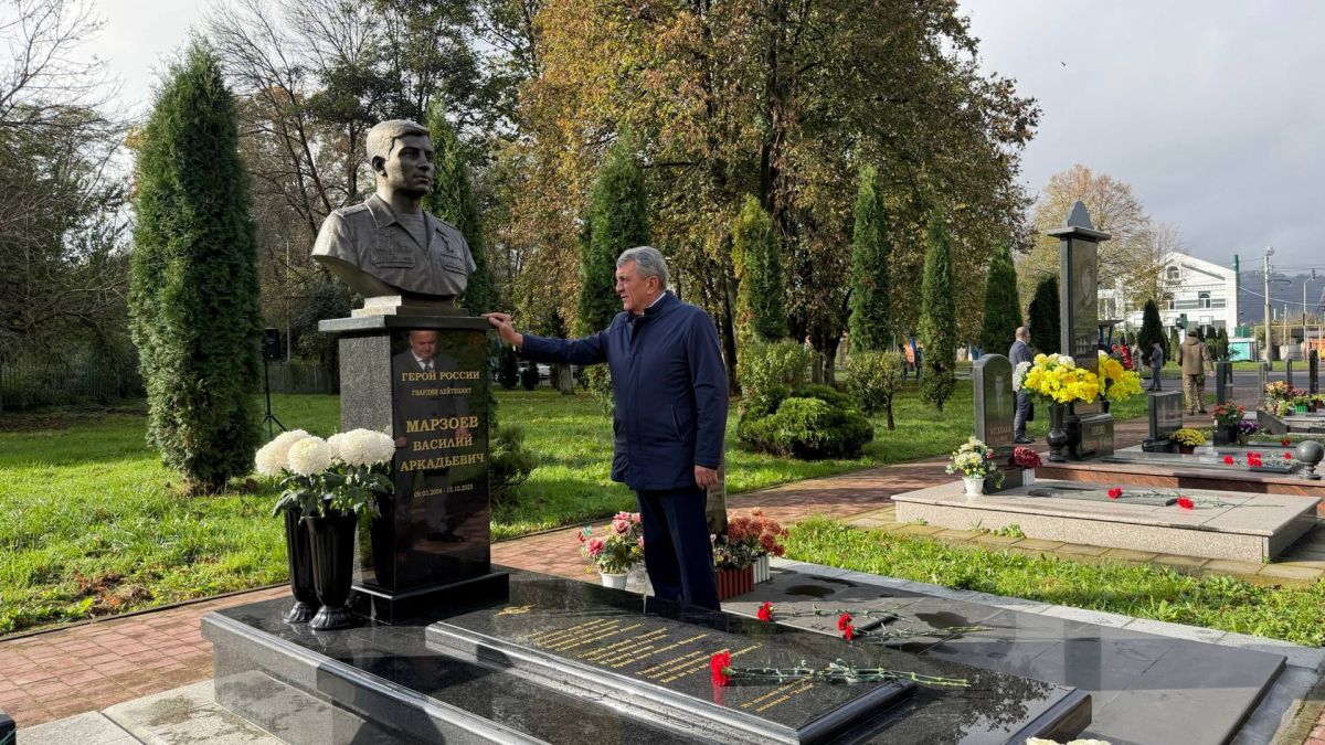 Сергей Меняйло: Сегодня мы вспоминаем трагические события в истории нашей республики Сергей Меняйло: Сегодня мы вспоминаем трагические события в истории нашей республики