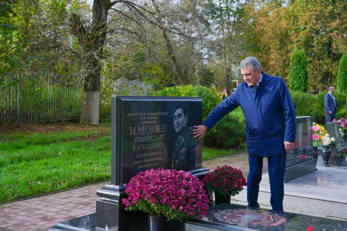 Сергей Меняйло: Сегодня мы вспоминаем трагические события в истории нашей республики Сергей Меняйло: Сегодня мы вспоминаем трагические события в истории нашей республики