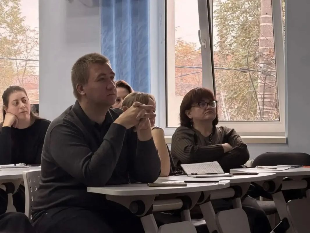 Директора школ Северной Осетии осваивают современные инструменты управления Директора школ Северной Осетии осваивают современные инструменты управления