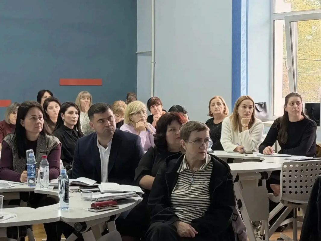 Директора школ Северной Осетии осваивают современные инструменты управления Директора школ Северной Осетии осваивают современные инструменты управления