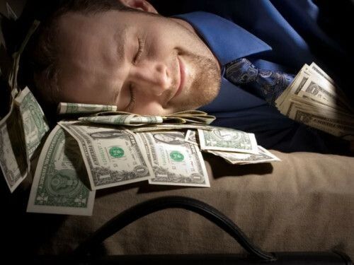 Снятие наличных: как не стать жертвой недоверия банков?