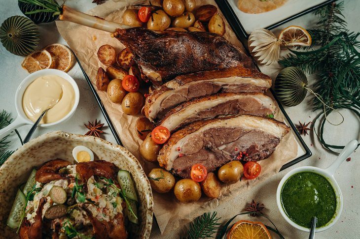 Бренд-шеф ресторана Дмитрий Волочаев раскрыл секреты приготовления баранины