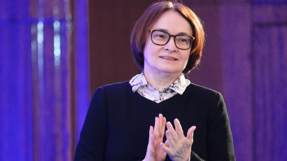 Центробанк: скрытая игра с рублем и нашими сбережениями