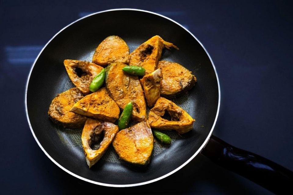 Какая рыба может быть опасна в шкурке: советы шеф-повара