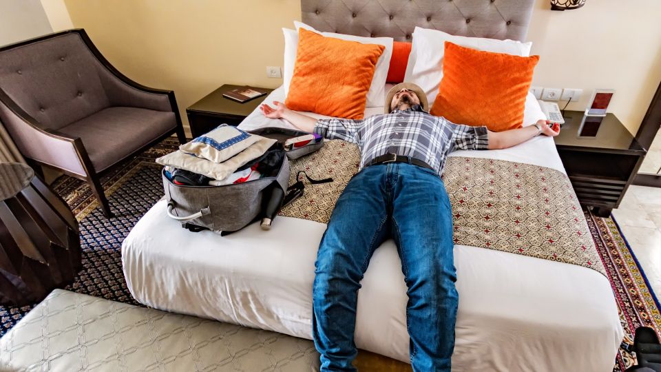 Эти 3 места в номере отеля обходите стороной: буквально кишат микробами