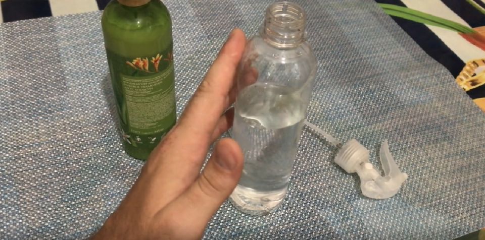 Как сделать домашний спрей для мебели и избавиться от пыли