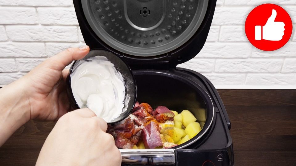 Картошка с индейкой: рецепт для мультиварки